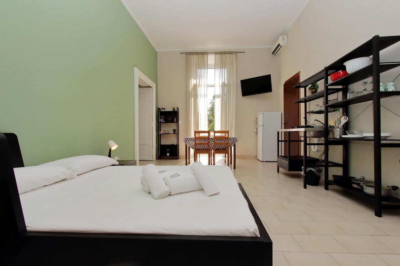 Residence Apartment Lucky Stars Roma Exterior foto